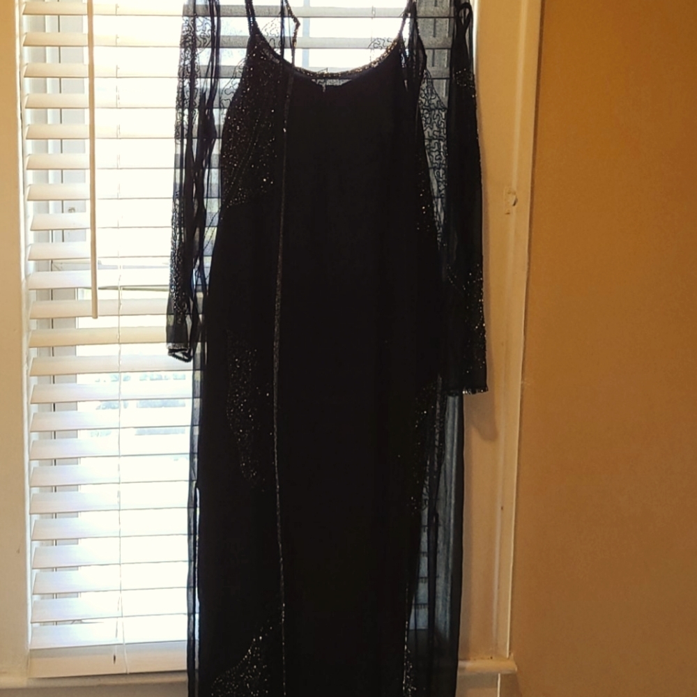 Evening dress with chiffon duster